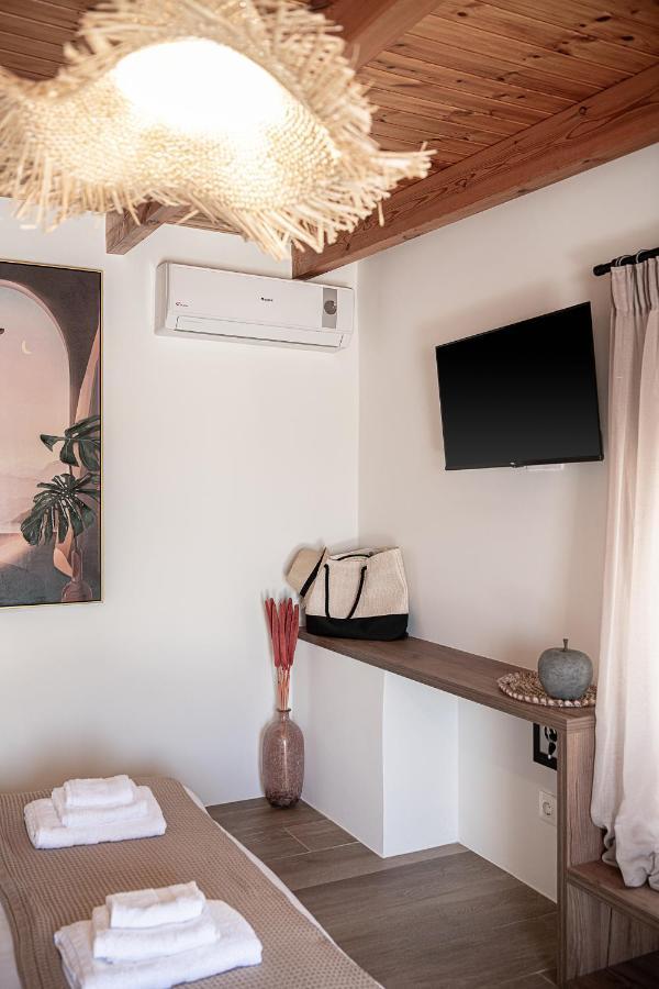 Lavender Suite Sea View Platanés Exterior photo